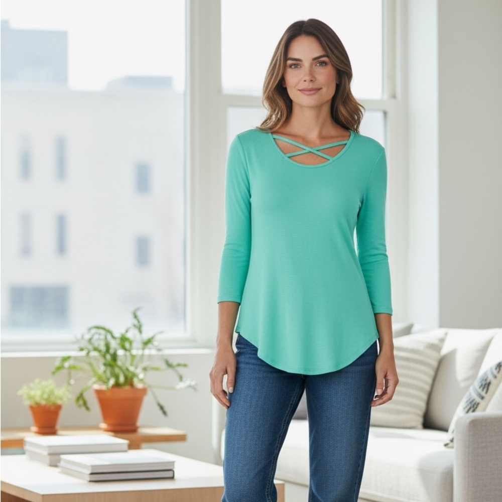 NEW•XL-2X•Mint Cross Strap Round Hemline Top
